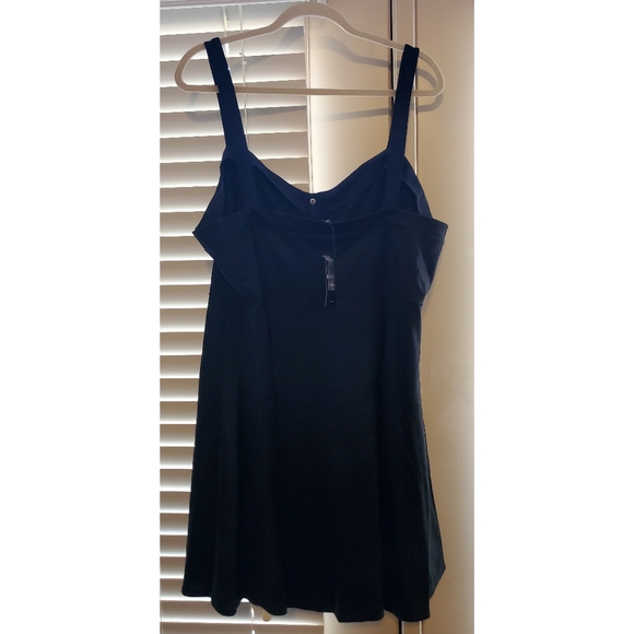 (SOLD) PLUS SIZE 3x Black Pinafore Mini Dress - Picture 3 of 6